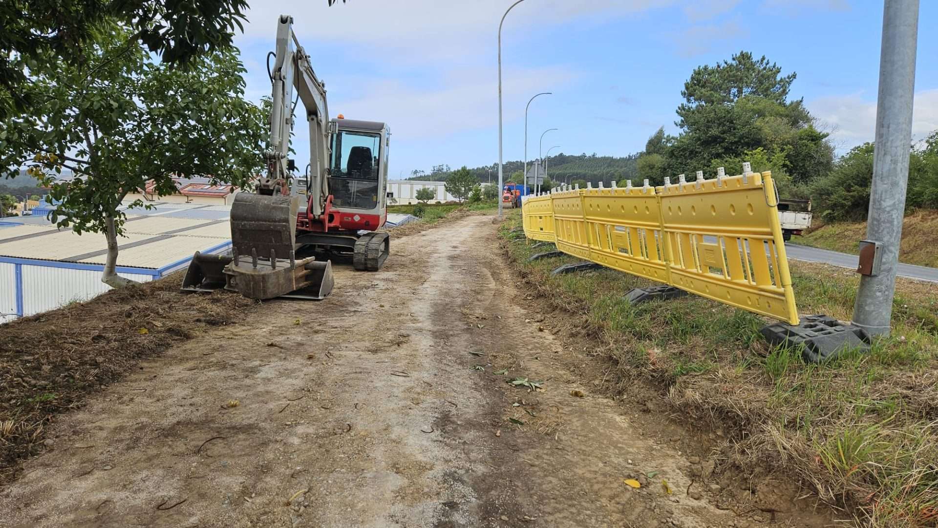 Le máis sobre o artigo O Concello inicia as obras de creación dunha senda peonil desde o Polígono á glorieta da N6