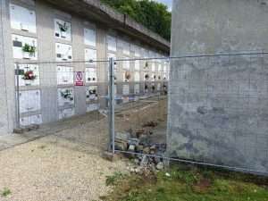 Le máis sobre o artigo O Concello achegará 55.000 euros para solucionar de urxencia os afundimentos do cemiterio de Cortiñán